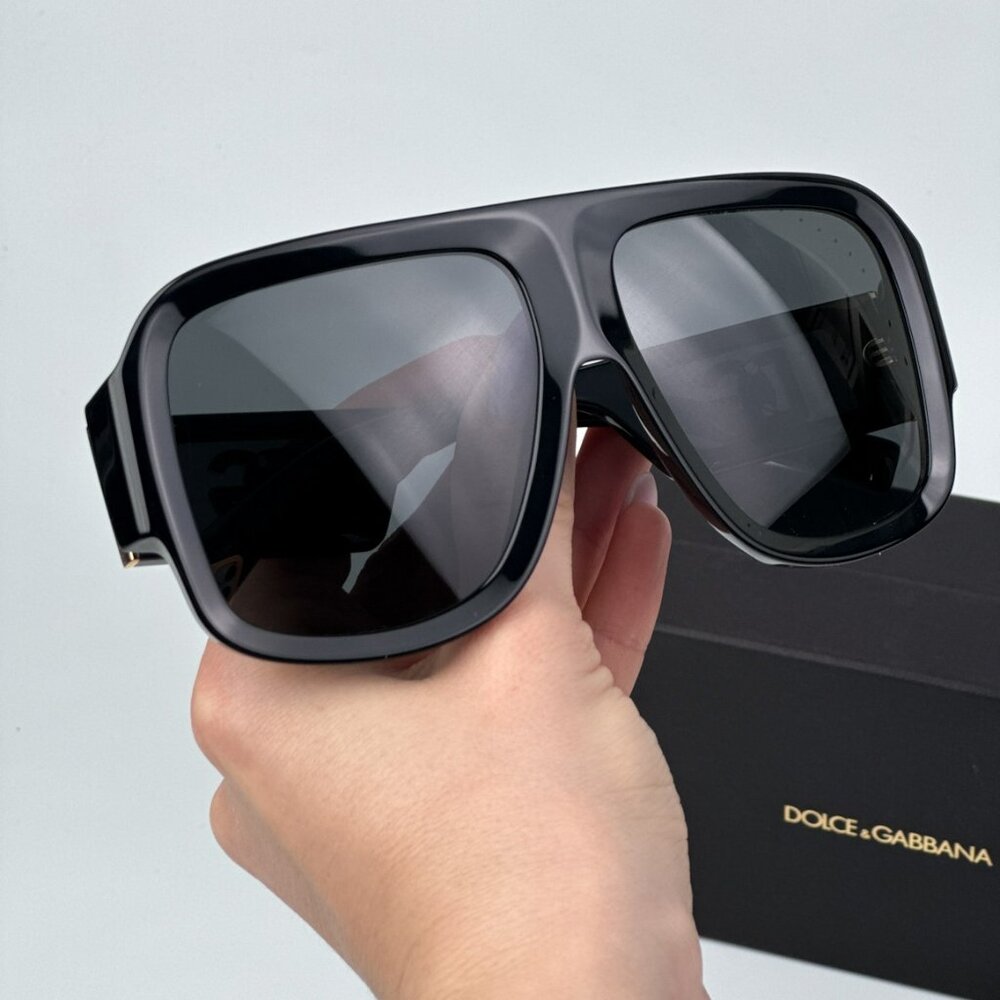 D&G DG4401 501/87 BRAND NEW Sunglasses Black Dark Grey Square Unisex